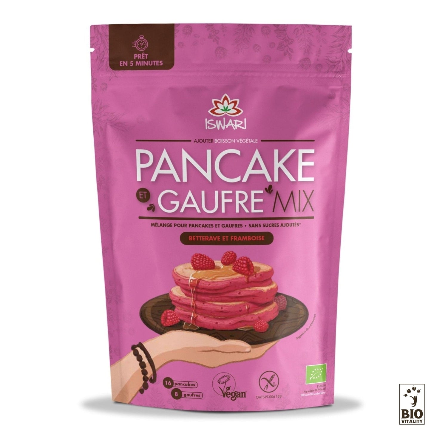 Le mélange pour crêpes et gaufres dISWARI - Betterave et Framboise Bio, 400 g, offre une solution de petit-déjeuner végétalien et biologique en seulement 5 minutes. Le sac rose présente une image de crêpes garnies de framboises éclatantes.