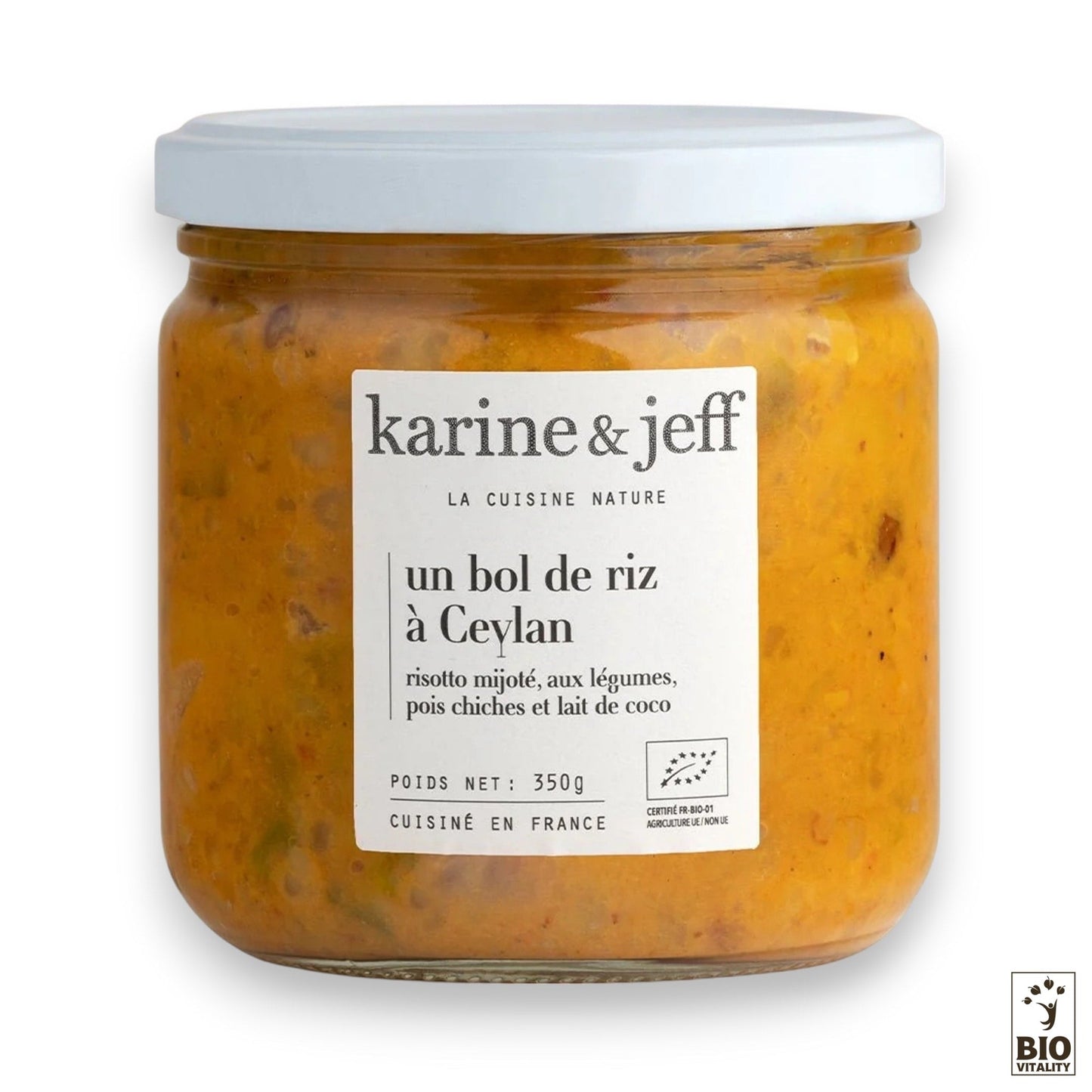 Un pot de 350 g de Bol de Riz à Ceylan Légumes Pois Chiches Lait de Coco Bio de KARINE & JEFF, composé dun mélange parfumé de légumes biologiques, de pois chiches et de lait de coco.