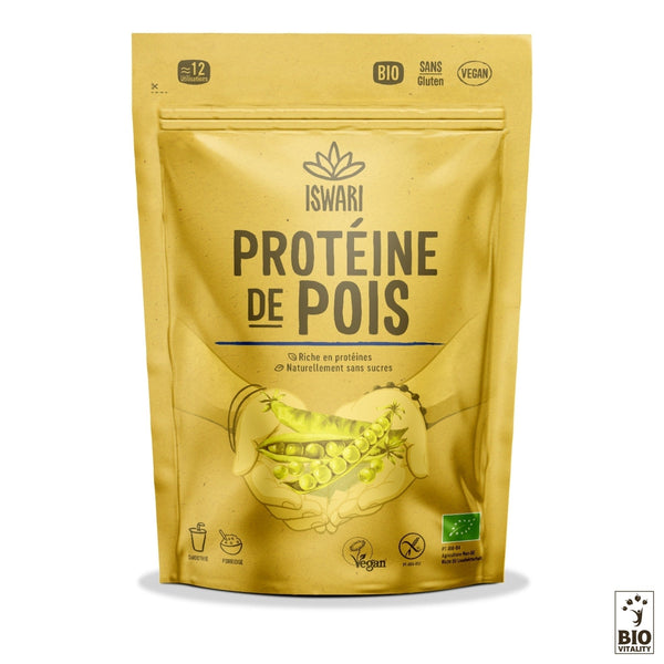 Un emballage brun étiqueté « Protéine de Pois en Poudre Bio » dISWARI présente des mains tenant des pois et des icônes pour les certifications végétaliennes, sans gluten et biologiques, soulignant son rôle de source de protéines végétales à haute digestibilité.