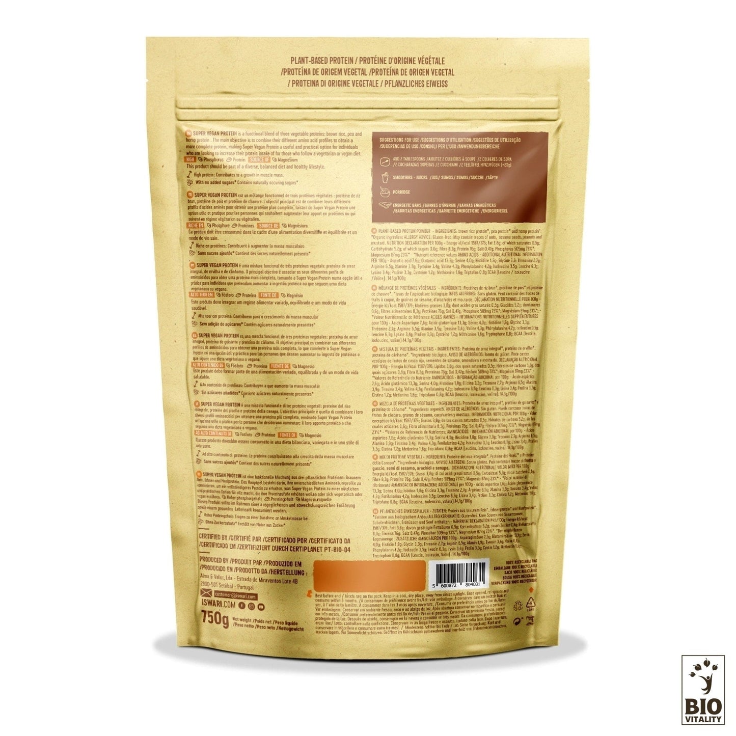 Vue arrière de lemballage Protéines Super Vegan Bio dISWARI, disponible en 750 g, affiche les informations sur le produit, les instructions et les ingrédients en plusieurs langues. Idéal pour les régimes végétaliens, il arbore un logo « Bio » et met en valeur sa riche source de protéines végétales.