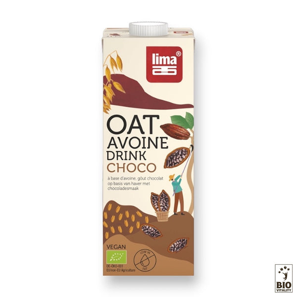 La boisson Avoine choco Bio - 1L de LIMA met en scène des cabosses de cacao et une personne qui les collecte, est labellisée vegan et biologique et offre une délicieuse alternative au cacao biologique pour une expérience riche.